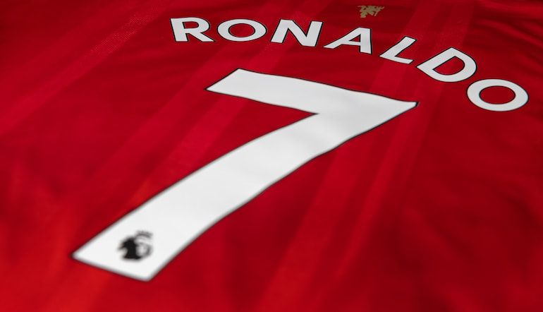 Cristiano Ronaldo - fodboldens første dollar-milliardær